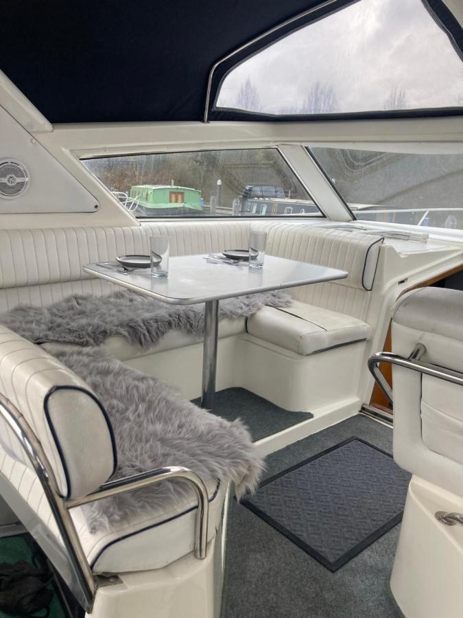 Luxury Boat Hotel Chertsey Buitenkant foto